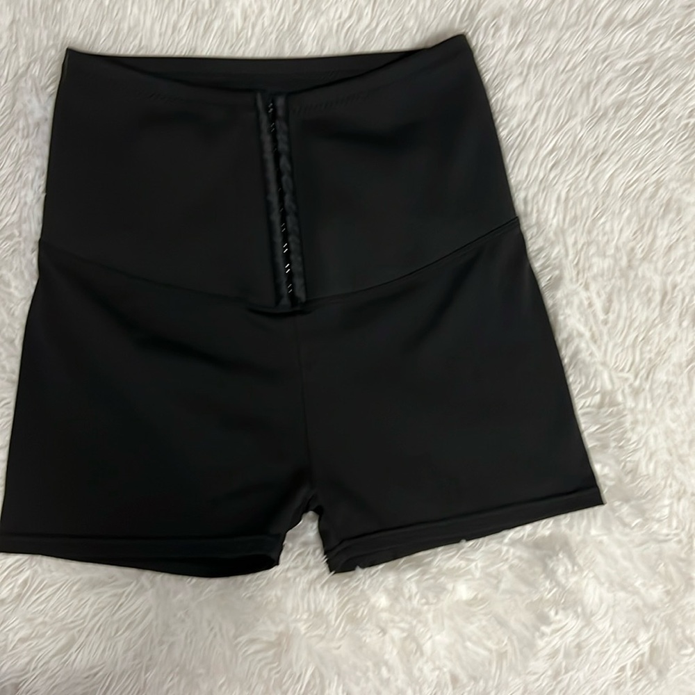 Tummy tuck shorts